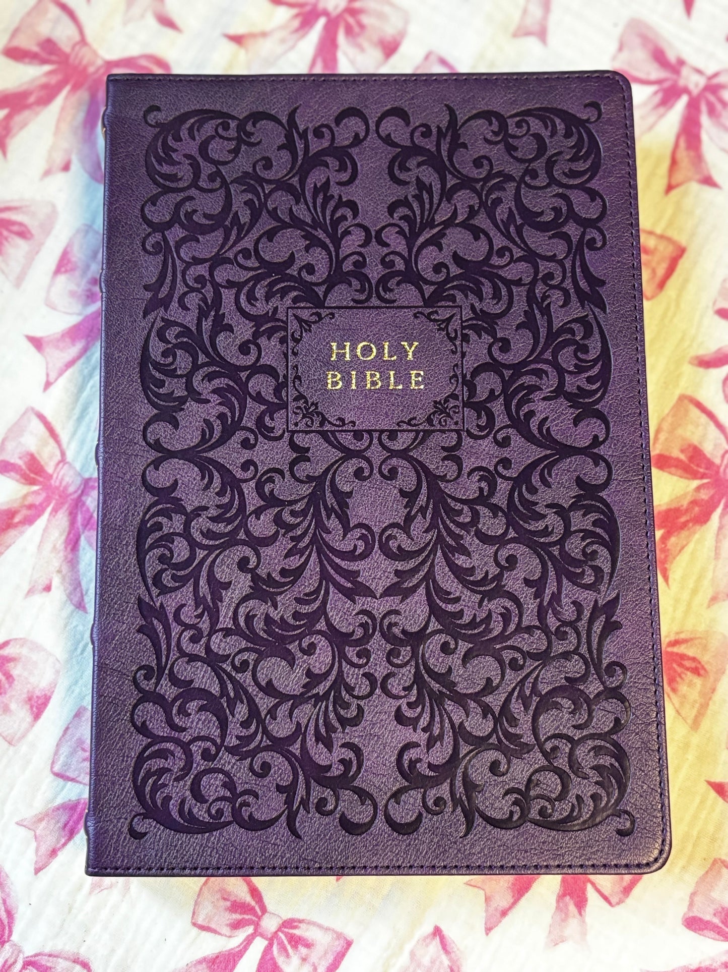 Purple Leathersoft KJV Reference Bible