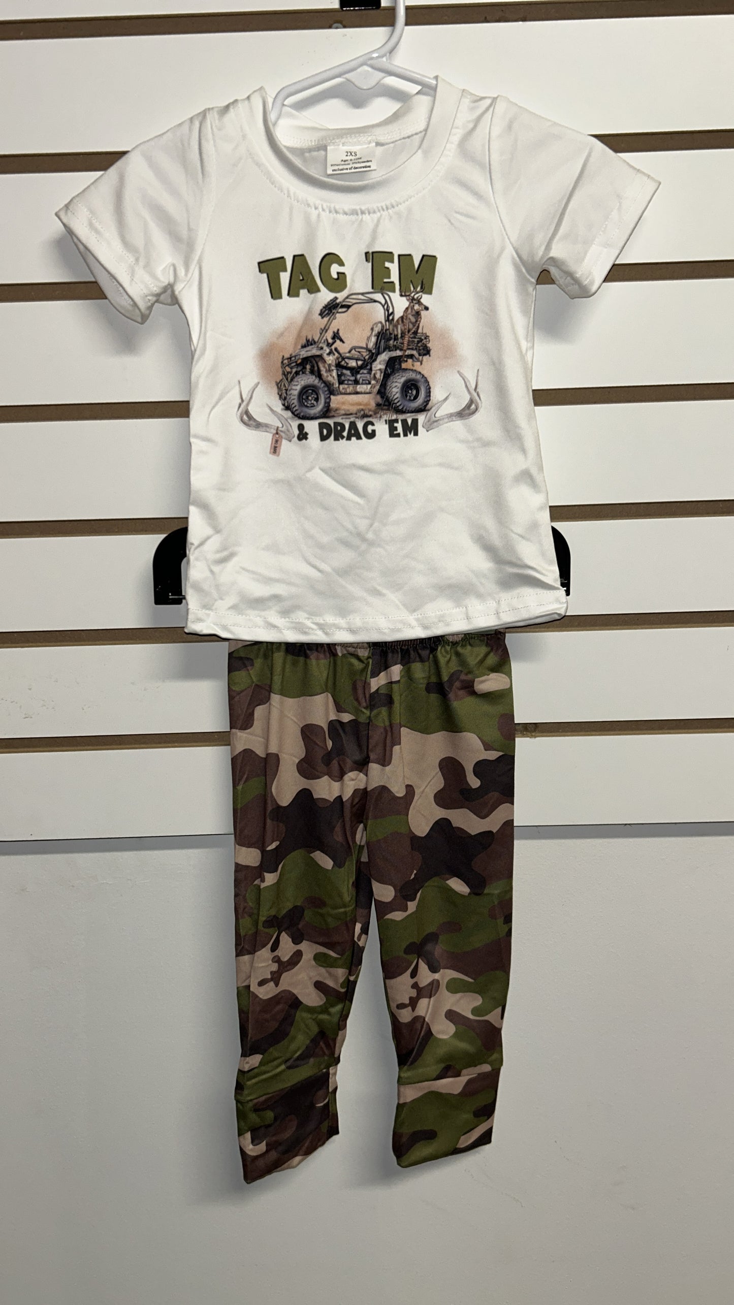 Tag ‘Em Pants Set
